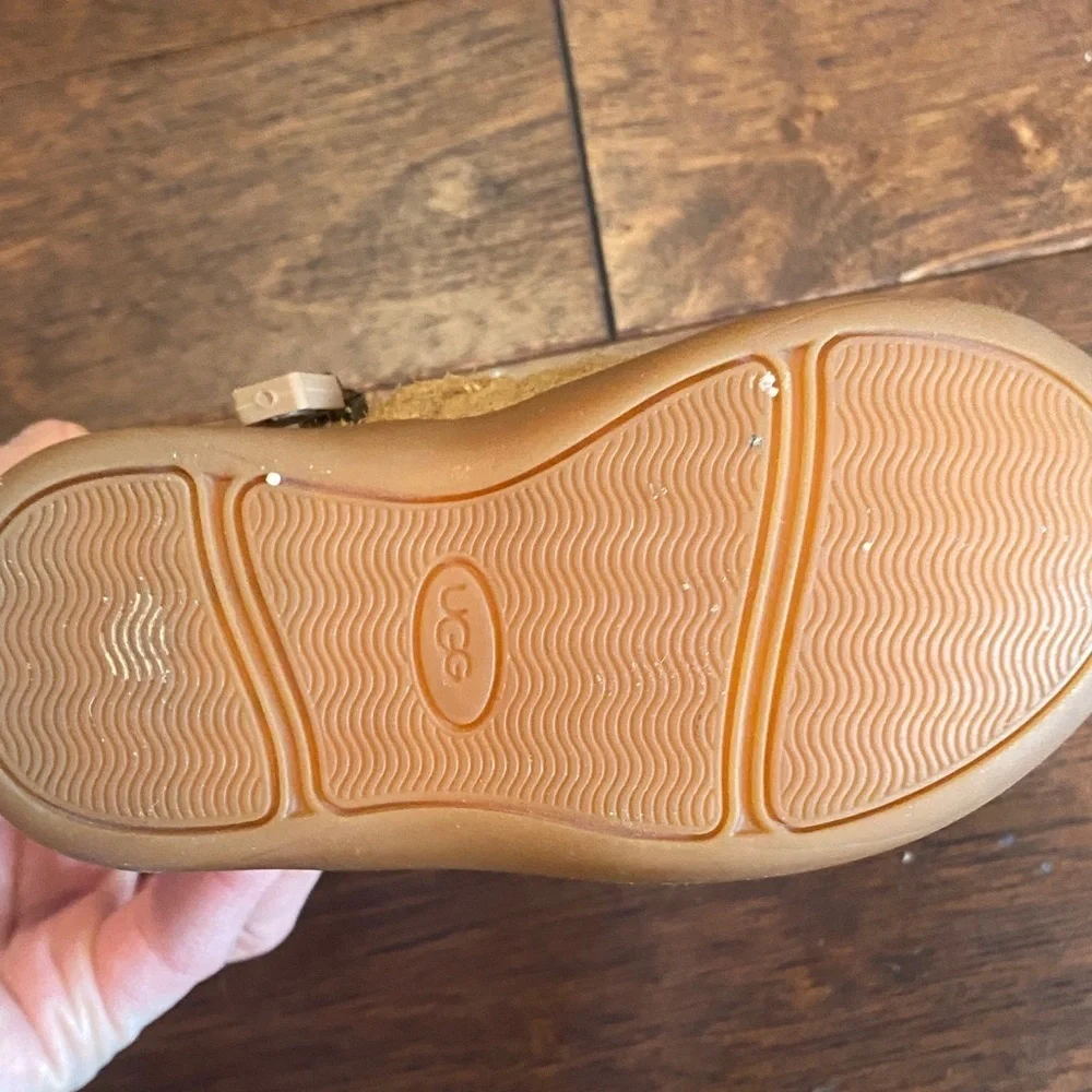 UGG Kids Boots in Tan and Cream